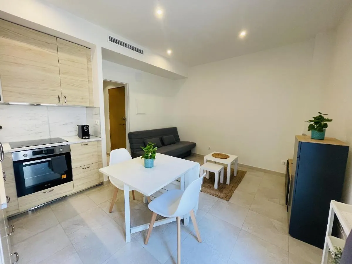Nice Centric Apartment Vilanova i la Geltrú