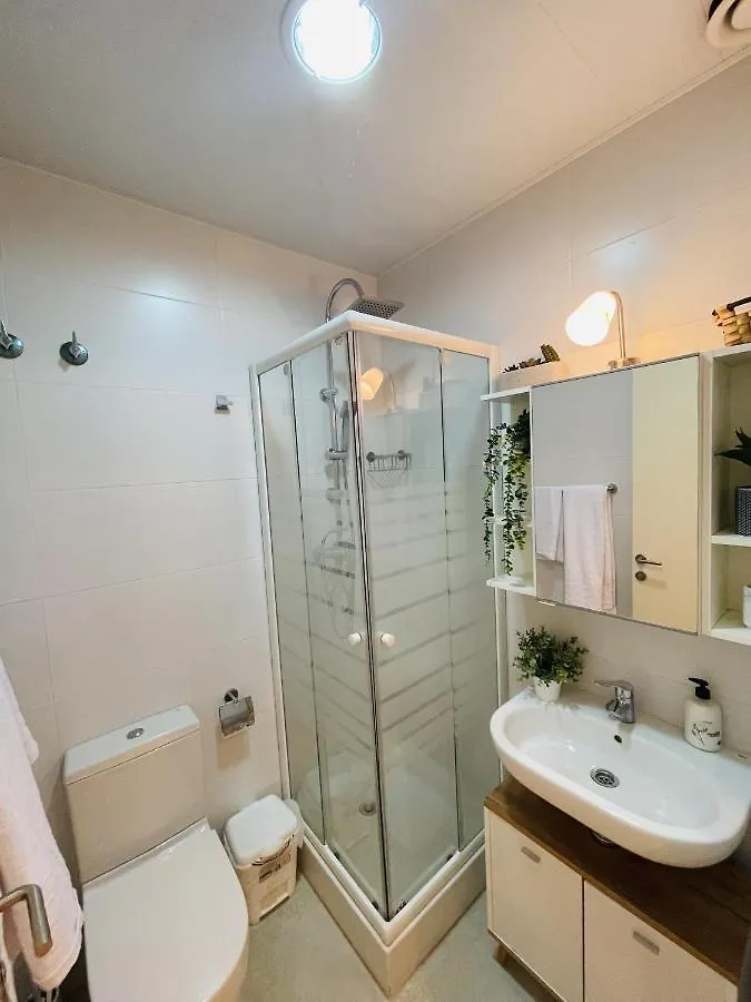 Nice Centric Apartment Vilanova i la Geltrú Spanje